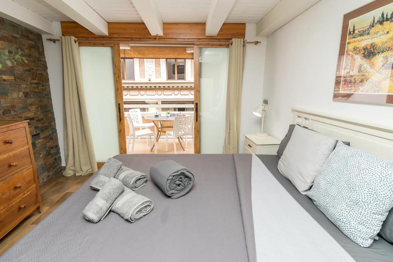 Appartamento Loft Con Terraza Centro Valenza Esterno foto