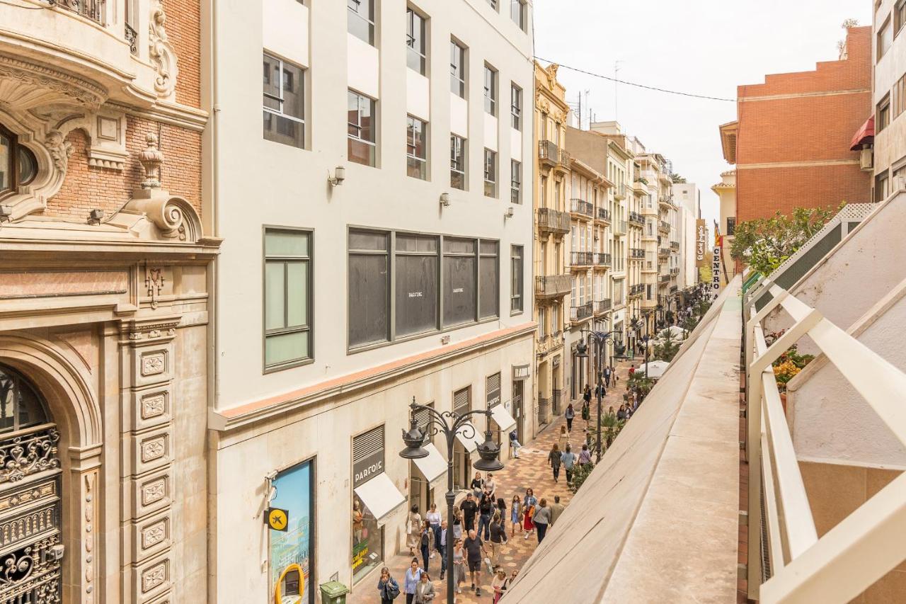 Appartamento Loft Con Terraza Centro Valenza Esterno foto